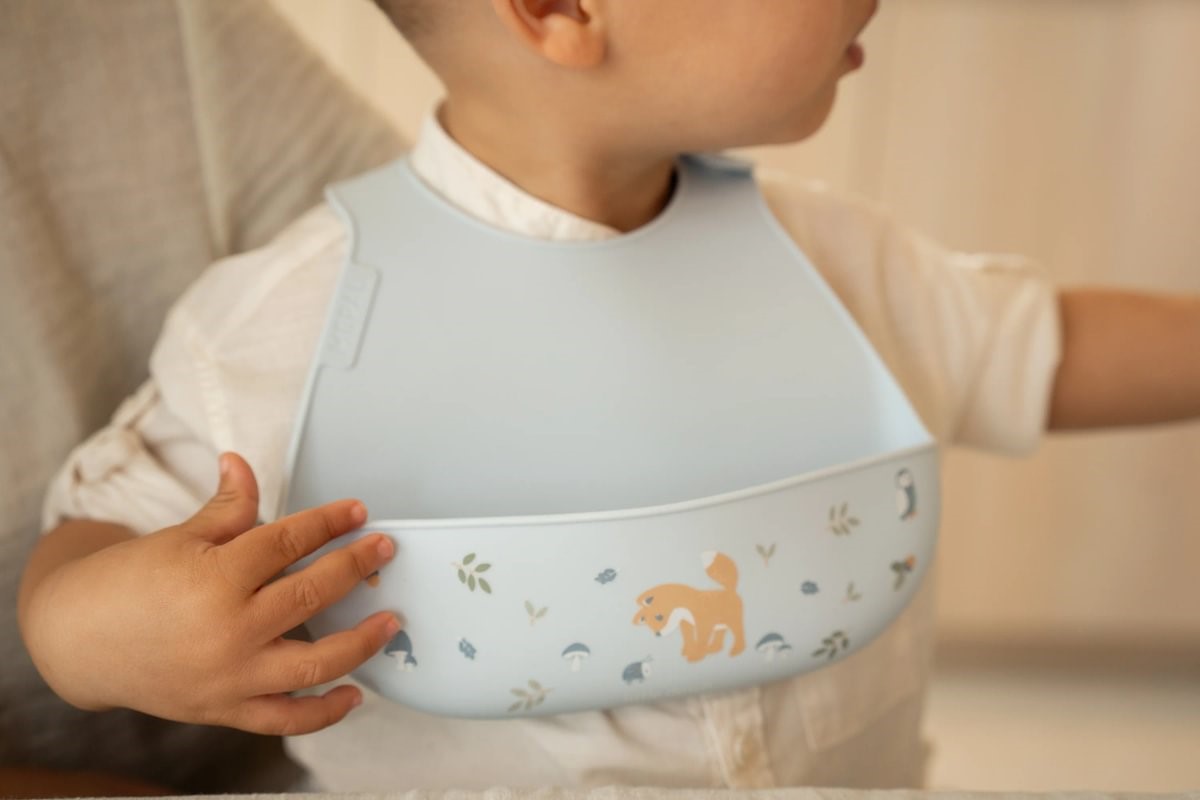 BABERO SILICONA MIO FOREST FRIENDS - Imagen 4