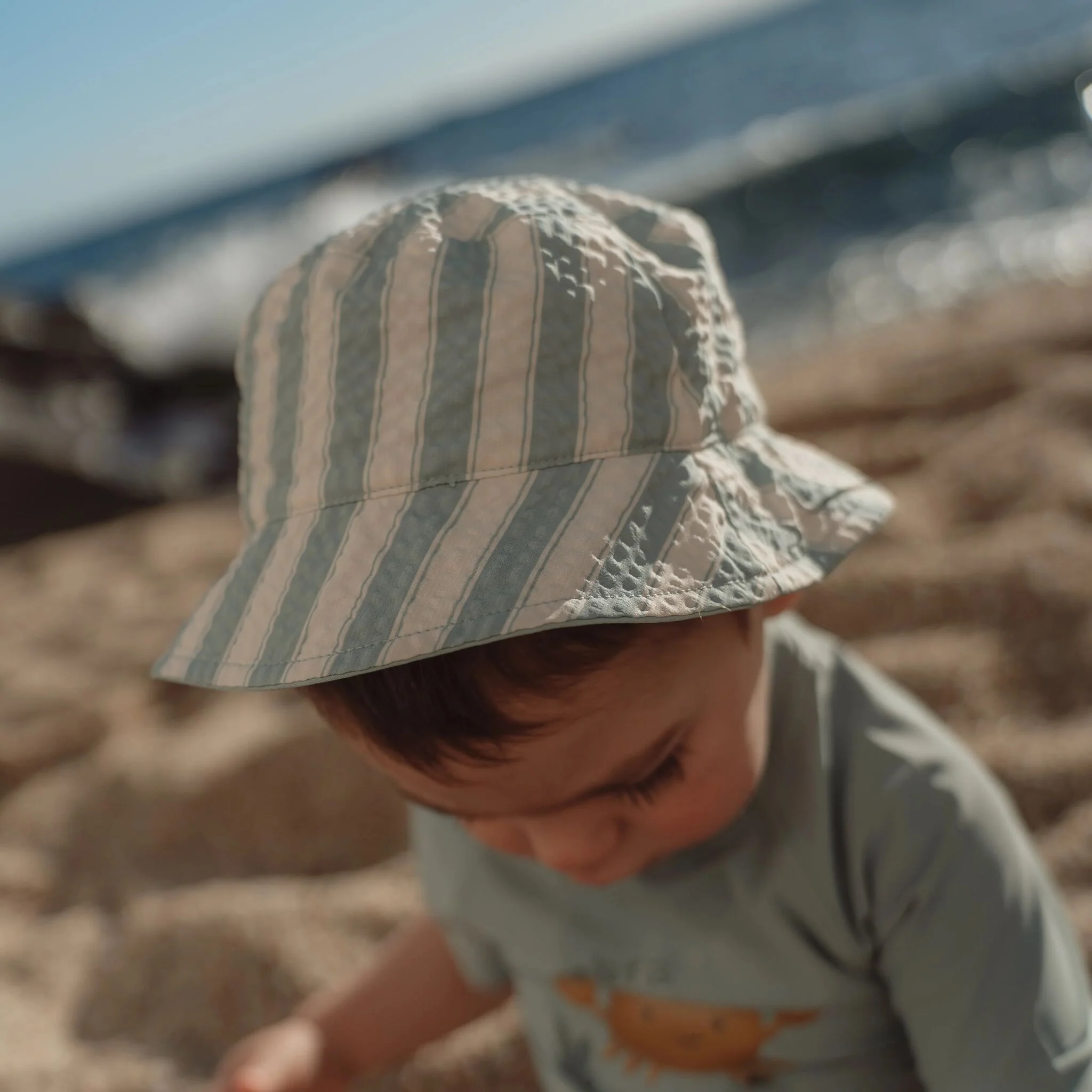 Sombrero tipo pescador - Verde - Rayas de olas del océano - Imagen 2