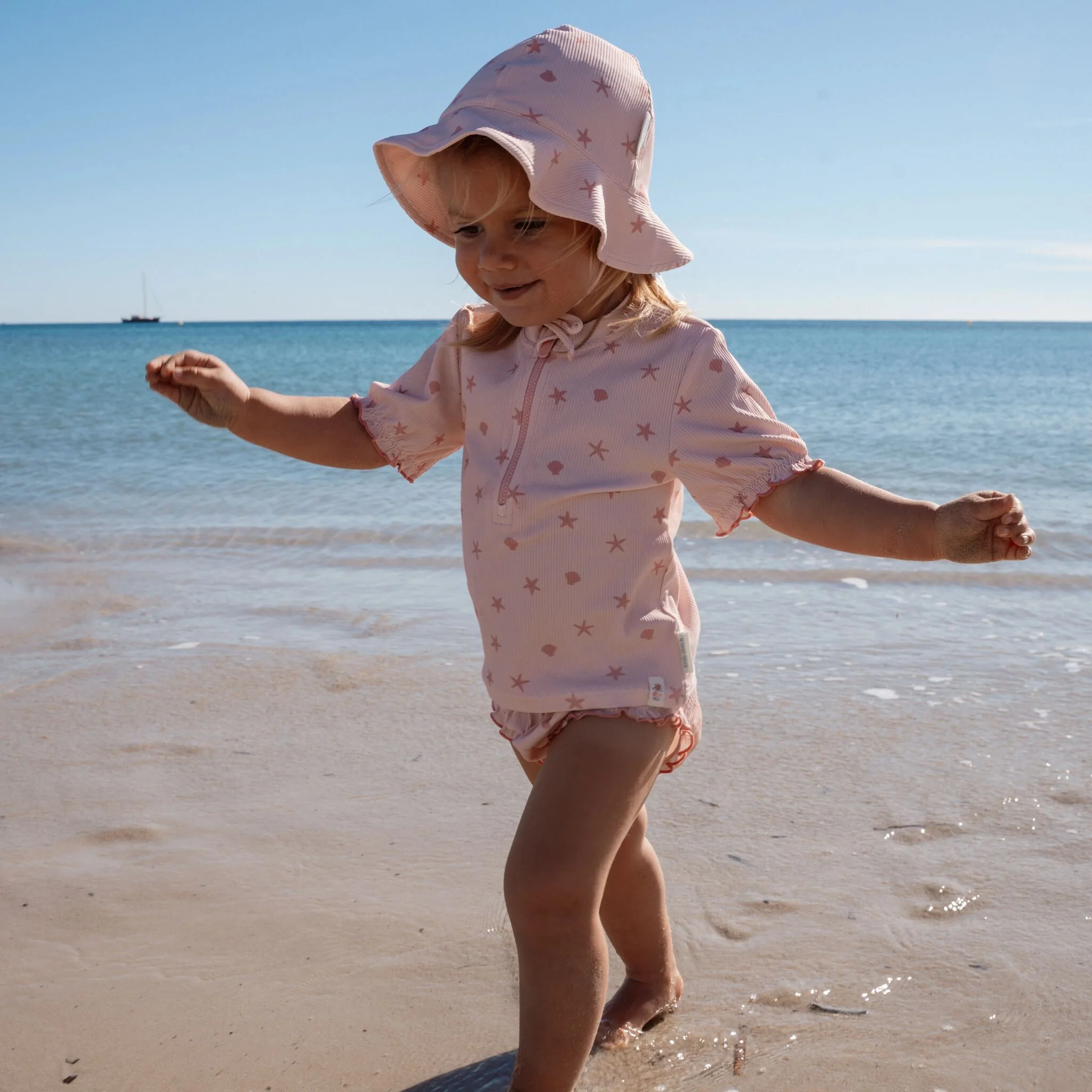 Camiseta de baño de manga corta - Rosa - Conchas - Imagen 4